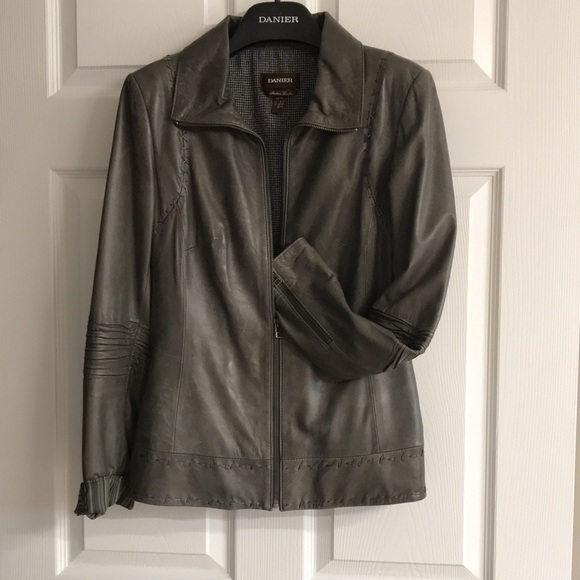 Danier Leather Jacket; Italian Leather; Lightly Distressed; Moto Style; Size XS - Picture 8 of 16
